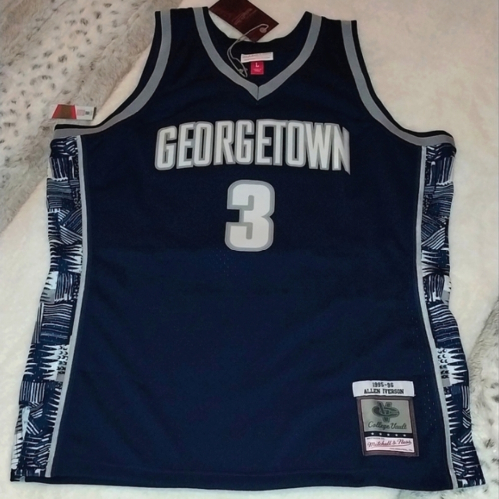 Mitchell & Ness Allen Iverson Georgetown Hoyas 1995/96 Swingman Jersey